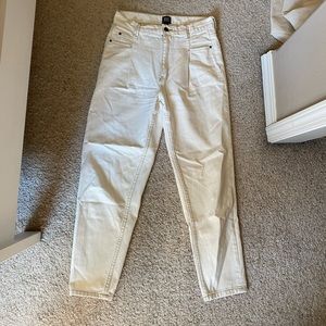 BDG pleated white jeans